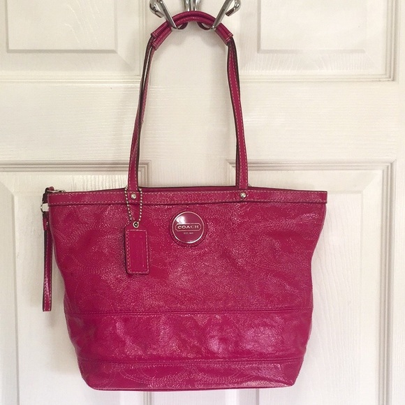Coach Raspberry Patent Leather Sachet - Picture 4 of 16